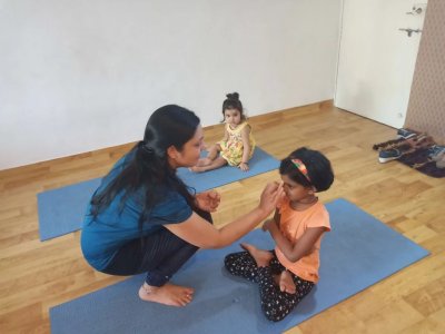 Online Kids Yoga Sanskaram Courses in India